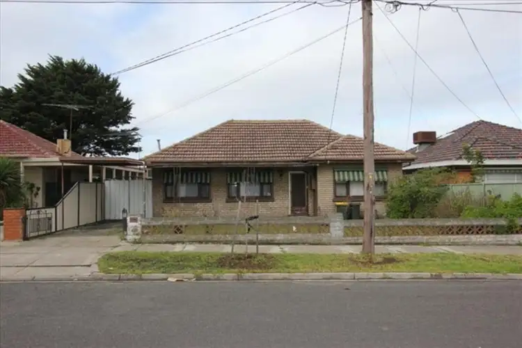 58 Ivanhoe Avenue, St Albans VIC 3021