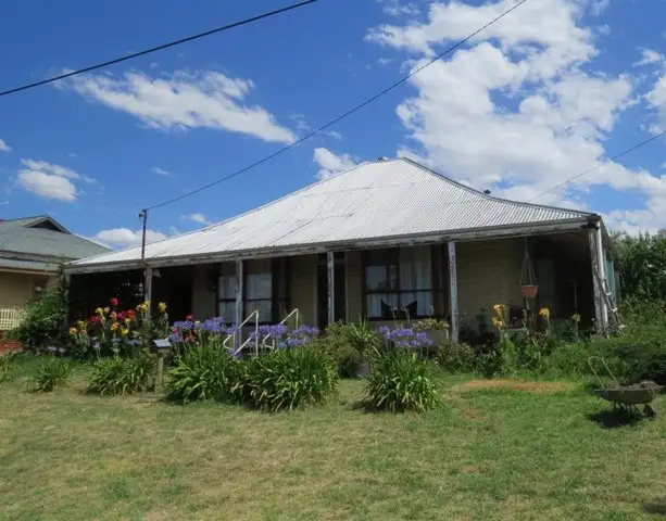 Main view of Homely rural property listing, 4 Canowindra Street, Canowindra NSW 2804
