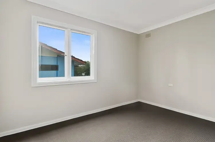Sixth view of Homely house listing, 15 Kurrawa Crescent, Koonawarra NSW 2530