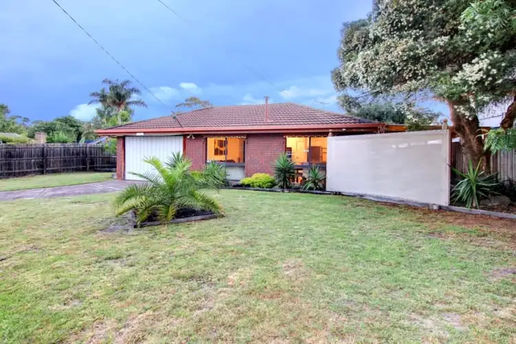 Second view of Homely house listing, 4 Redmond Court, Rosebud VIC 3939