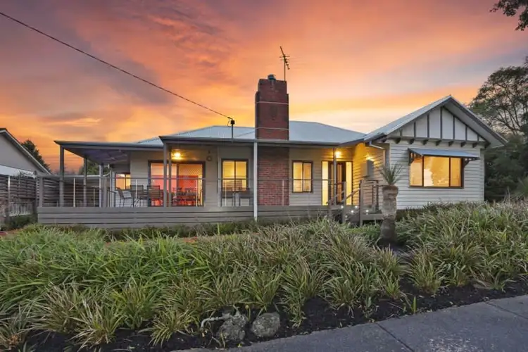 7 Glenara Court, Belmont VIC 3216