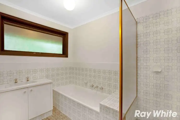 Seventh view of Homely house listing, 3 Primula Close, Bundoora VIC 3083