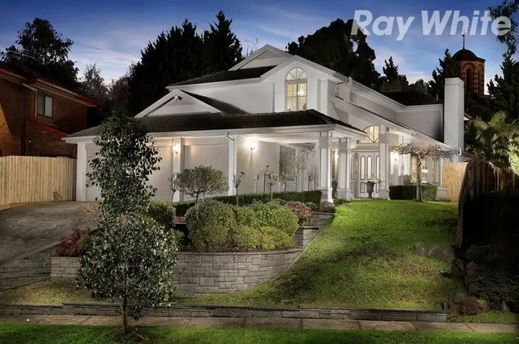 8 Sunrise Drive, Greensborough VIC 3088