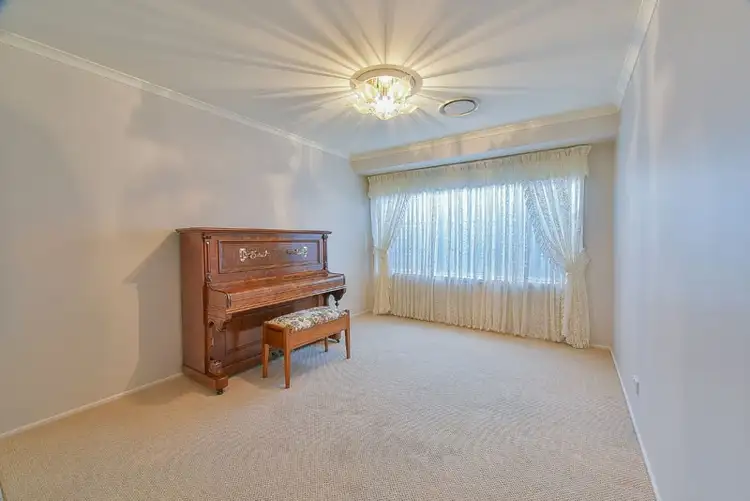 Fifth view of Homely house listing, 8 Claremont Circuit, Glen Alpine NSW 2560