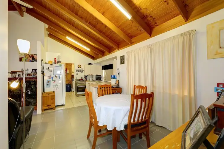 Sixth view of Homely unit listing, 5/23 Thabeban Street, Avenell Heights QLD 4670