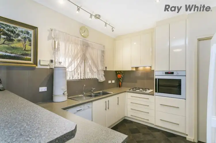 13 Oliver Street, Reynella SA 5161