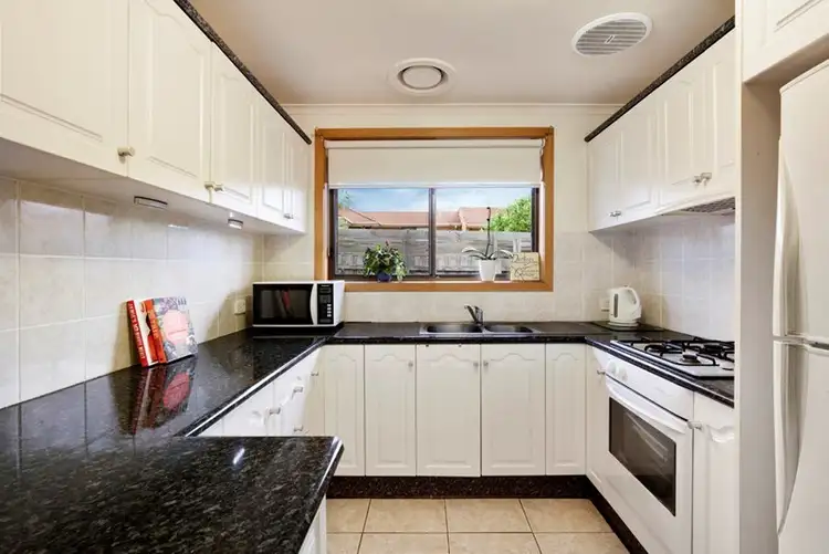 14/114-118 Ferntree Gully Road, Oakleigh East VIC 3166