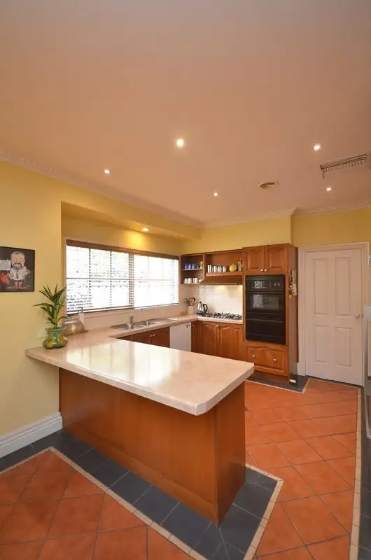 Seventh view of Homely house listing, 8 Ada Court, Echuca VIC 3564