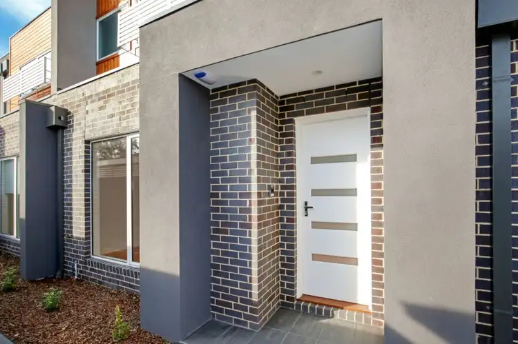 Main view of Homely townhouse listing, 2/318 Bell Street,, Coburg VIC 3058