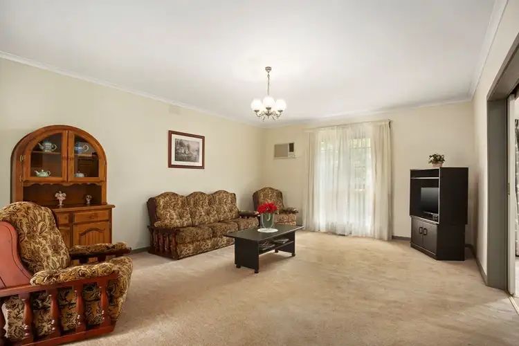 Second view of Homely unit listing, 2/7 Katrina Street, Doncaster VIC 3108