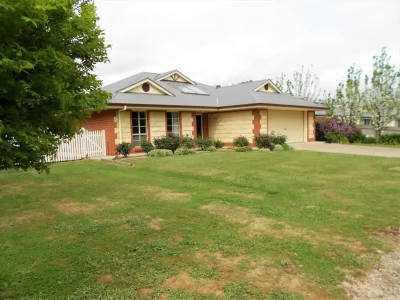 Main view of Homely house listing, 140 Victoria Parade, Bordertown SA 5268