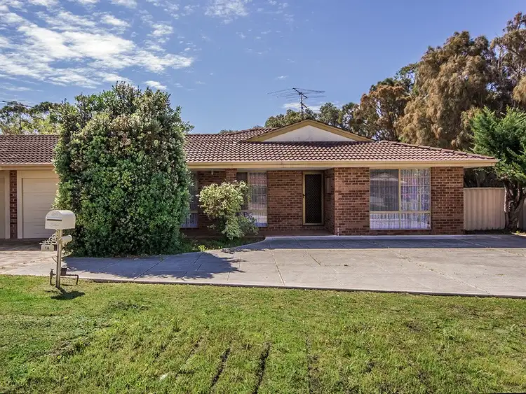 1A Tennyson Avenue, Halls Head WA 6210