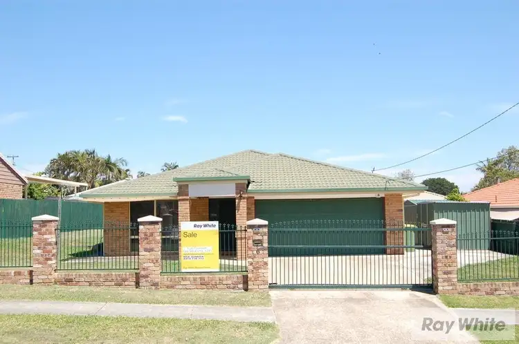 6 Federation Drive, Hillcrest QLD 4118