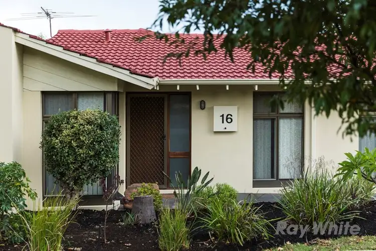 Seventh view of Homely house listing, 16 Hanrahan Loop, Kardinya WA 6163