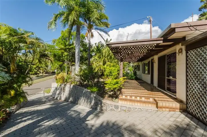 35 Boyne Crescent, West Gladstone QLD 4680