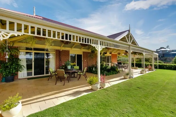 Third view of Homely house listing, 5 Schaefer Court, Mount Barker SA 5251