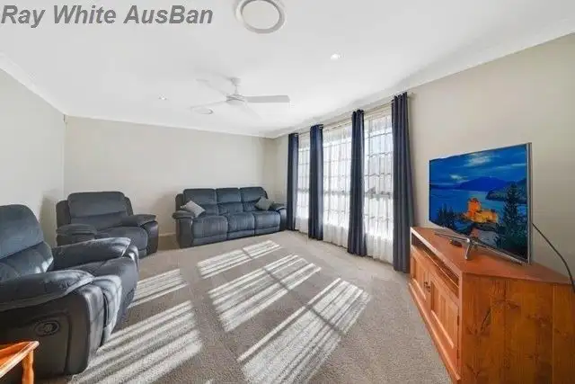Second view of Homely house listing, 25 Shannon Place, Kearns NSW 2558