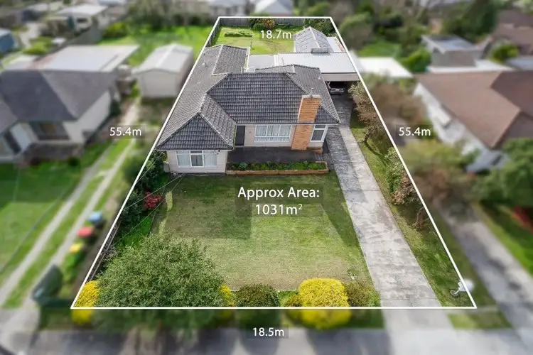 9 Sinclair Road, Bayswater VIC 3153