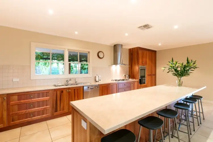 Fifth view of Homely house listing, 221 Woorlong Avenue, Red Cliffs VIC 3496