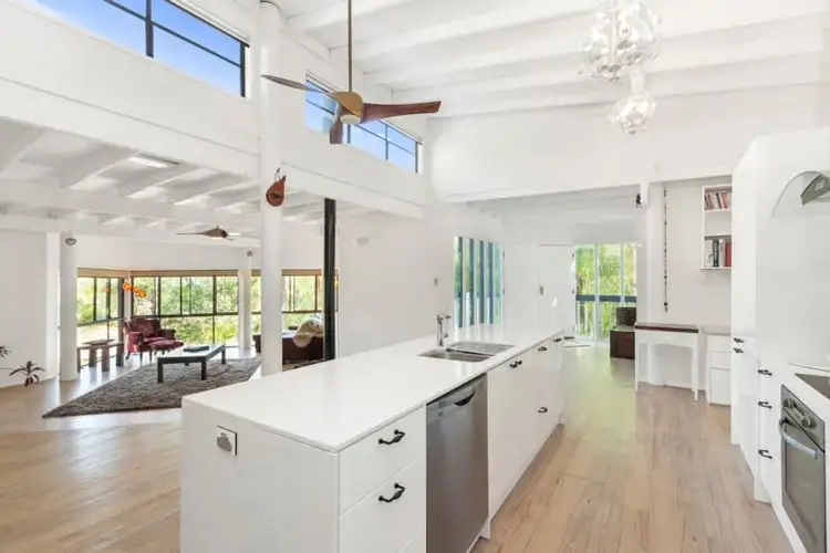 23 Bronhill Street, Currumbin Waters QLD 4223
