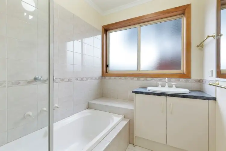 Seventh view of Homely townhouse listing, 5 Elmtree Terrace, Chadstone VIC 3148