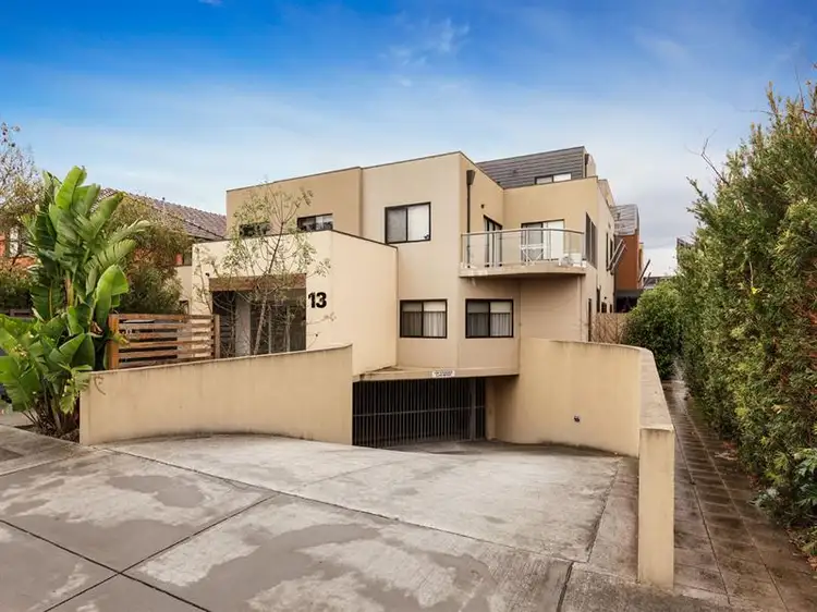 6/13 Logie Street, Oakleigh VIC 3166