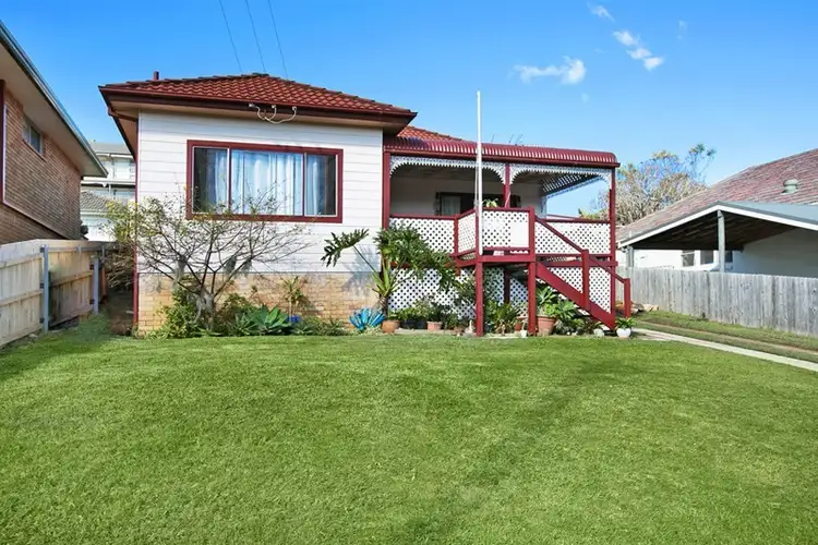 13 Sydney Road, Warriewood NSW 2102