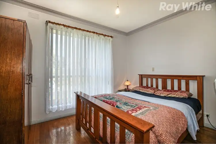 Fifth view of Homely house listing, 28 Keats Avenue, Kingsbury VIC 3083