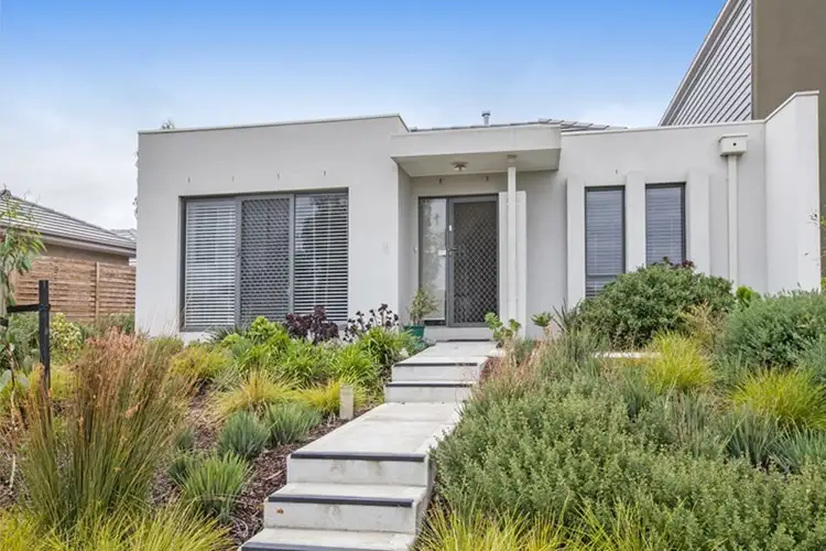 Seventh view of Homely house listing, 16 Lucca Walk, Mernda VIC 3754