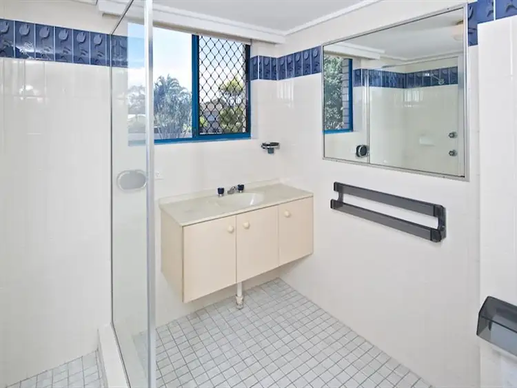 Seventh view of Homely unit listing, 6/249 Bayview Street, Hollywell QLD 4216