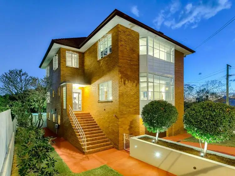 81 Dornoch Terrace, Highgate Hill QLD 4101