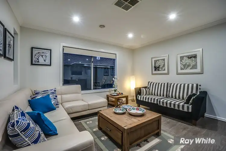 Seventh view of Homely house listing, 10 Vibrandia Way, Truganina VIC 3029
