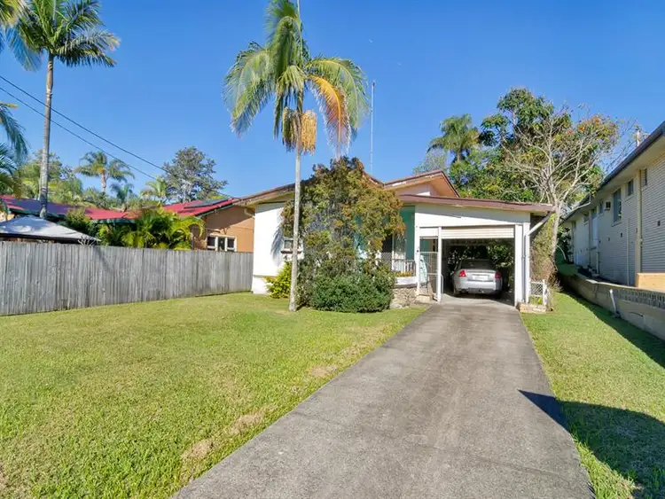 18 Chaffey Street, Tugun QLD 4224