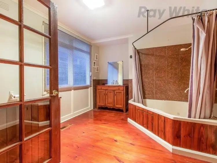 Fifth view of Homely house listing, 40 Kareela Road, Frankston VIC 3199