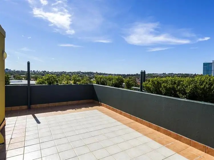 Fourth view of Homely apartment listing, 21/687 Anzac Parade, Maroubra NSW 2035