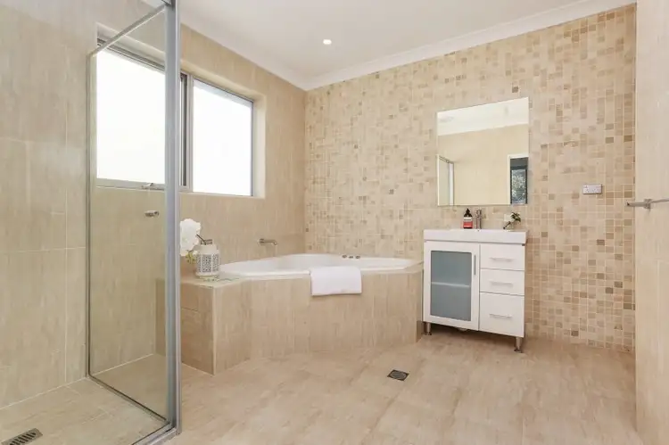 Fifth view of Homely house listing, 15 Hicks Avenue, Mascot NSW 2020