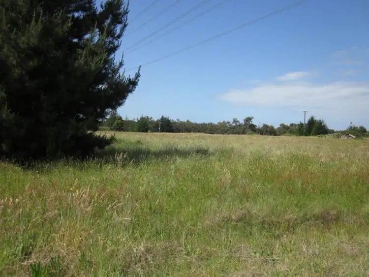 24 and 26 Thornells Road, Tyabb VIC 3913