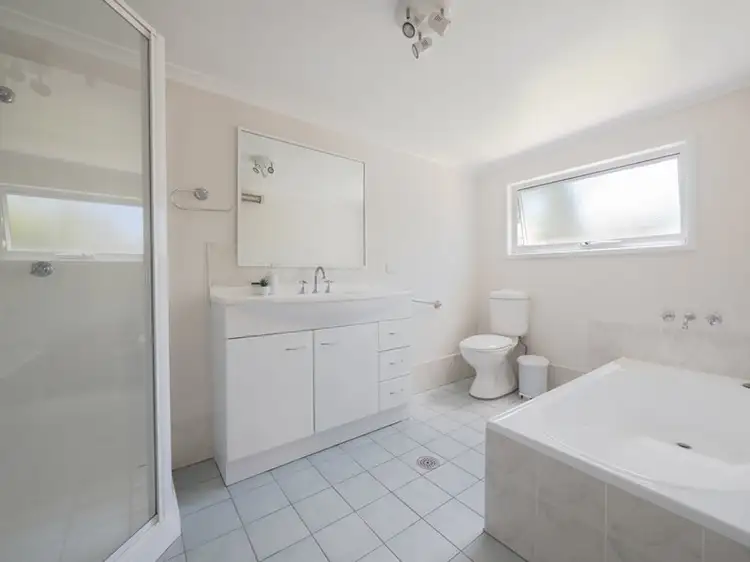 Sixth view of Homely house listing, 11 Anton Close, Armidale NSW 2350