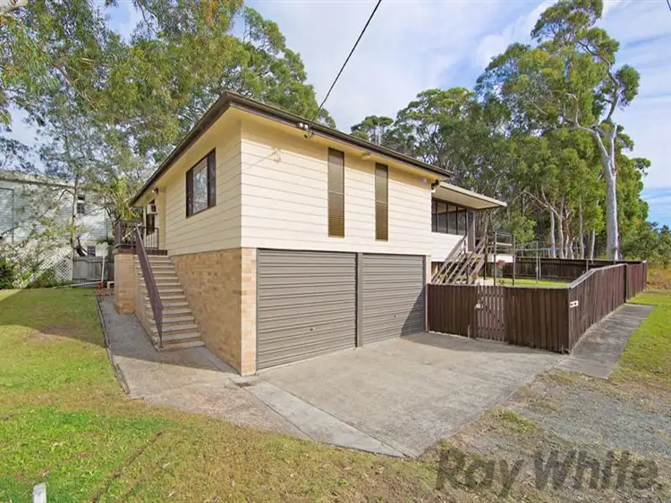 1 Kalang Avenue, Buff Point NSW 2262