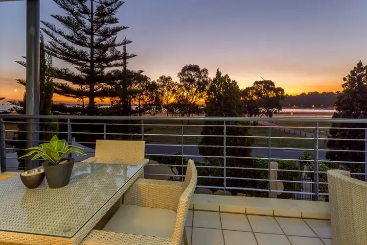 6/1 Stirling Street, South Perth WA 6151