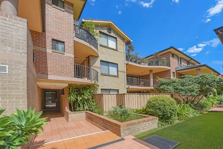 18/20-24 Muriel Street, Hornsby NSW 2077