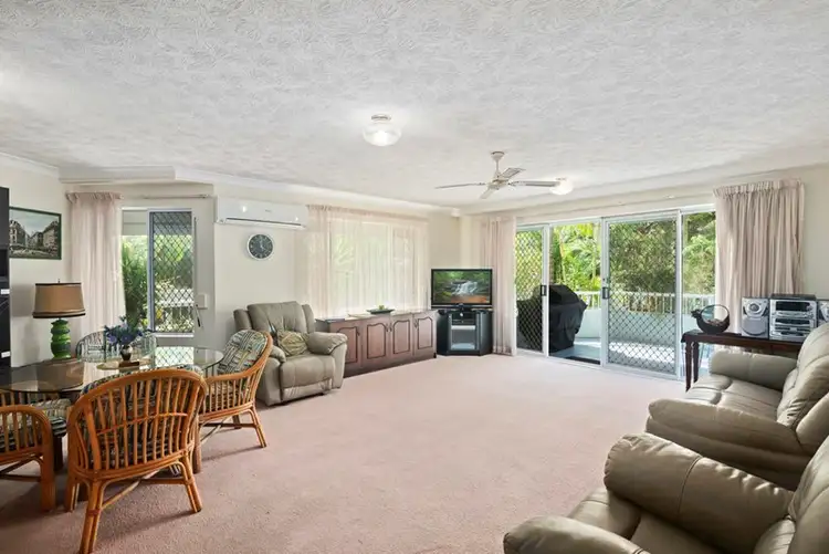 Second view of Homely unit listing, 2/9 Saint Kilda Avenue, Broadbeach QLD 4218