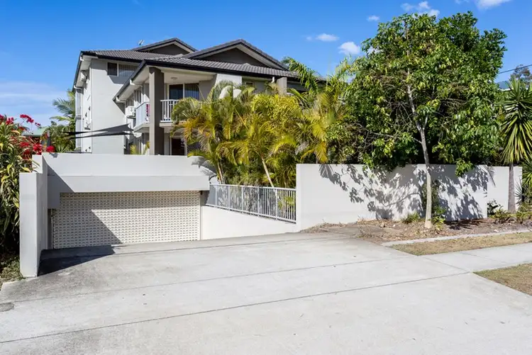 3/131 Muir Street, Labrador QLD 4215