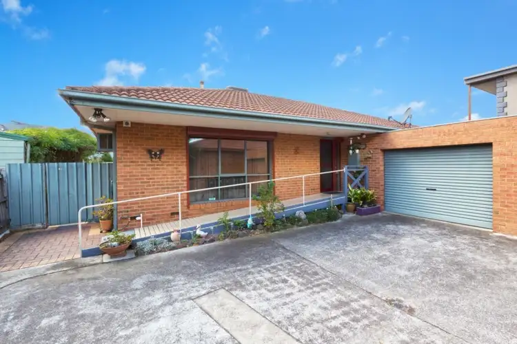 2/298 Station Street, Chelsea VIC 3196