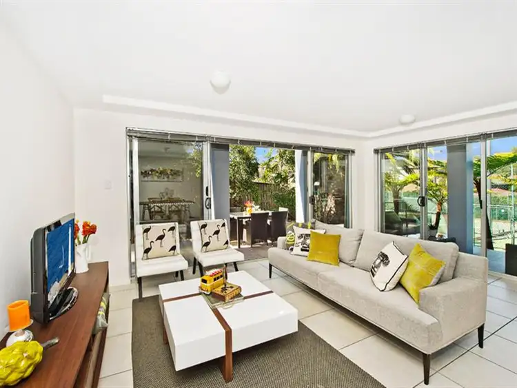 Third view of Homely apartment listing, 2/107 Wellington Street, Bondi Beach NSW 2026