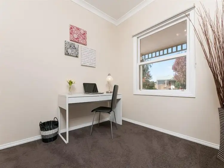 Fifth view of Homely house listing, 5 Parkstone View, Craigieburn VIC 3064