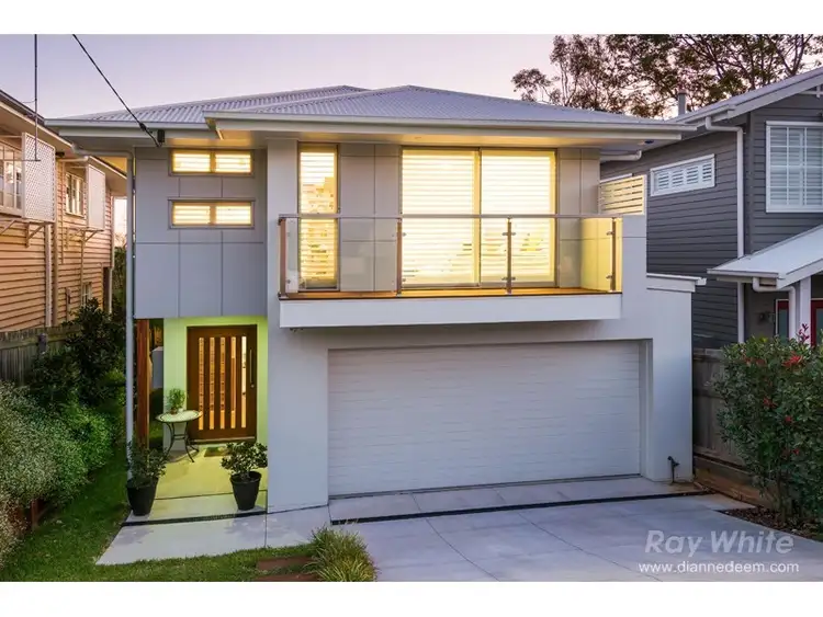 65 Stella Street, Holland Park QLD 4121