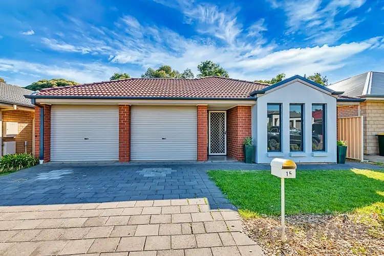 15 Arcadia Drive, Smithfield SA 5114