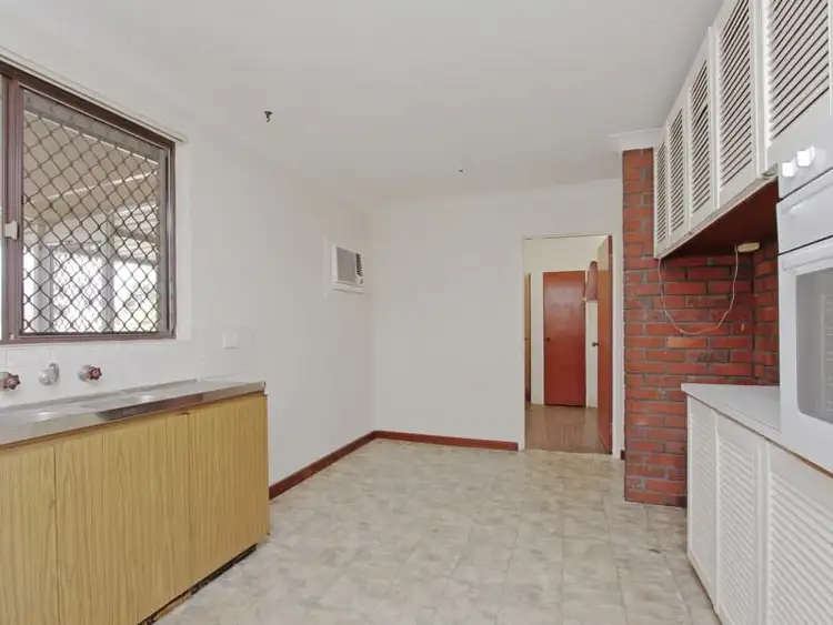 Sixth view of Homely house listing, 16 Banksia Circle, Thornlie WA 6108