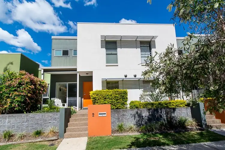 Main view of Homely townhouse listing, 2/12 Carnarvon Crescent, Fitzgibbon QLD 4018